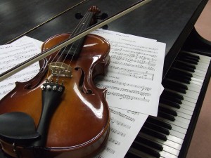suoi-nhac-quang-trung-dan-violon (10)