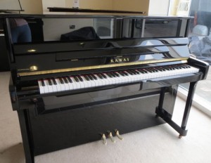 Đàn piano Kawai BL12
